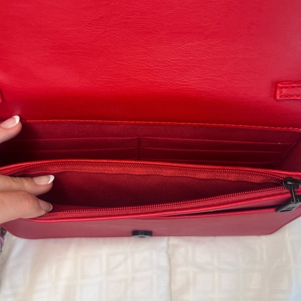 Badgley Mischka Red Pleated Crossbody/Clutch - Picture 5 of 12